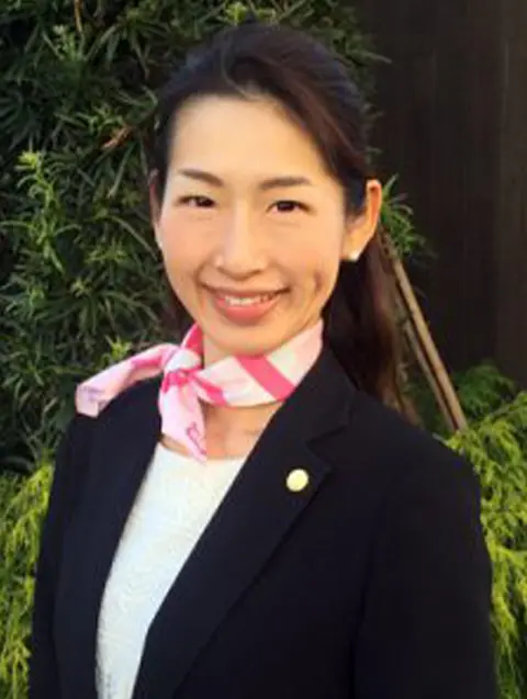 ホスピタリティ・マナー接遇講師：岡 麻紀